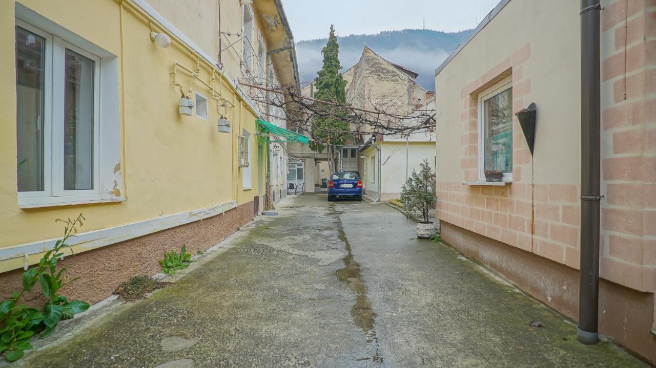 Old Town City Center Apartments Брашов Екстер'єр фото