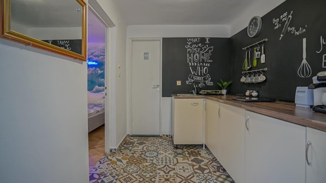 Old Town City Center Apartments Брашов Екстер'єр фото