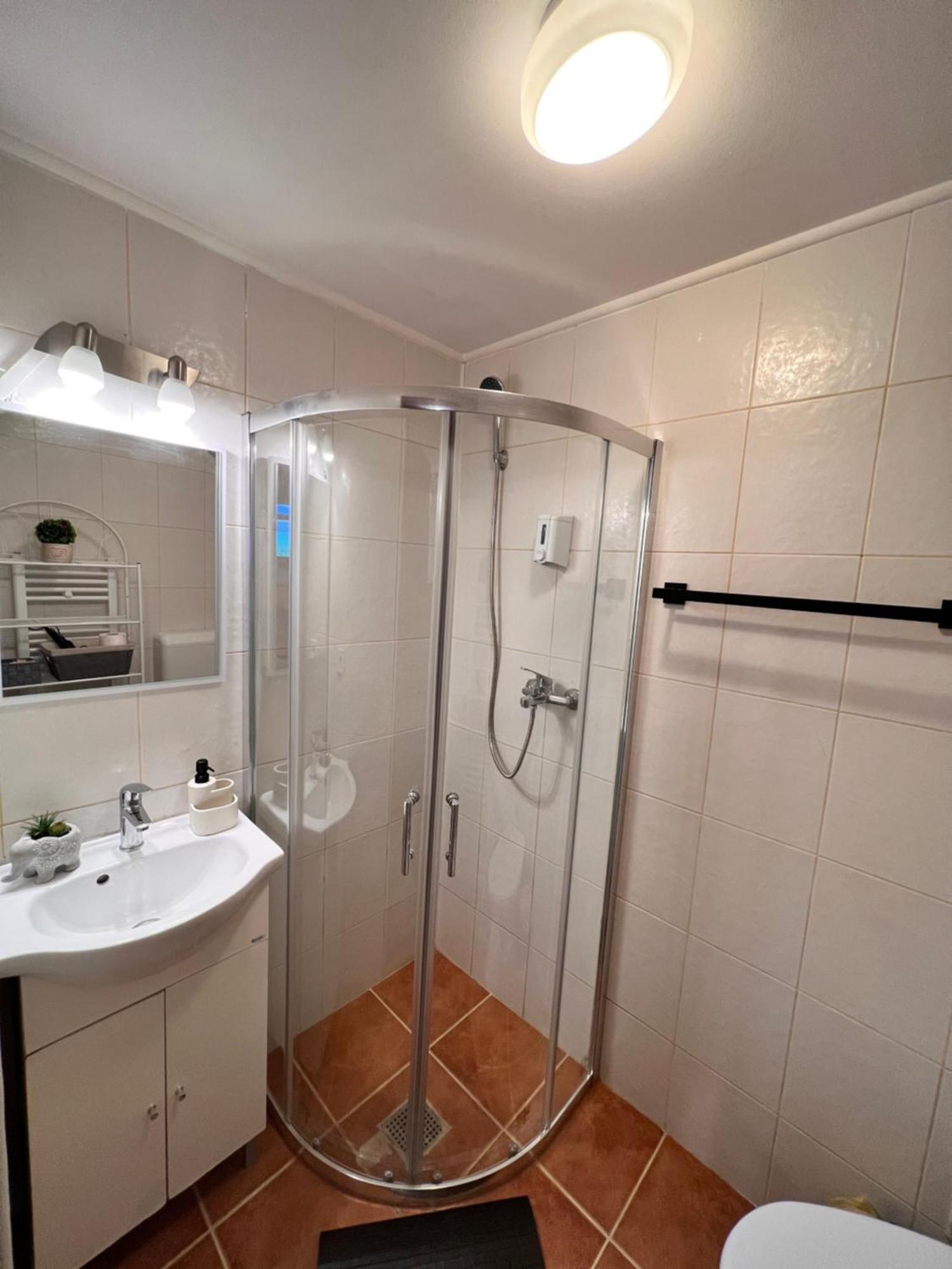 Old Town City Center Apartments Брашов Екстер'єр фото