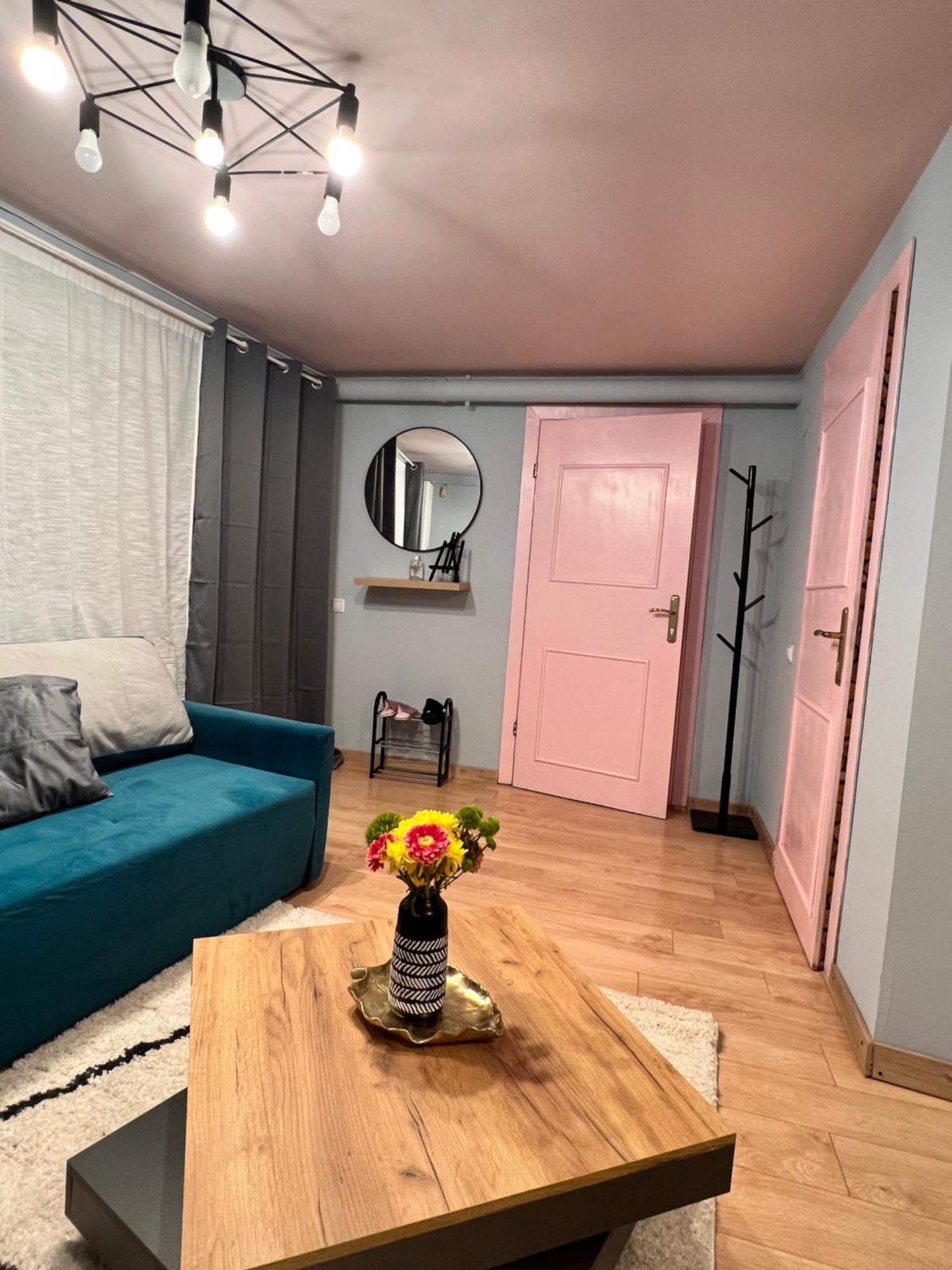 Old Town City Center Apartments Брашов Екстер'єр фото