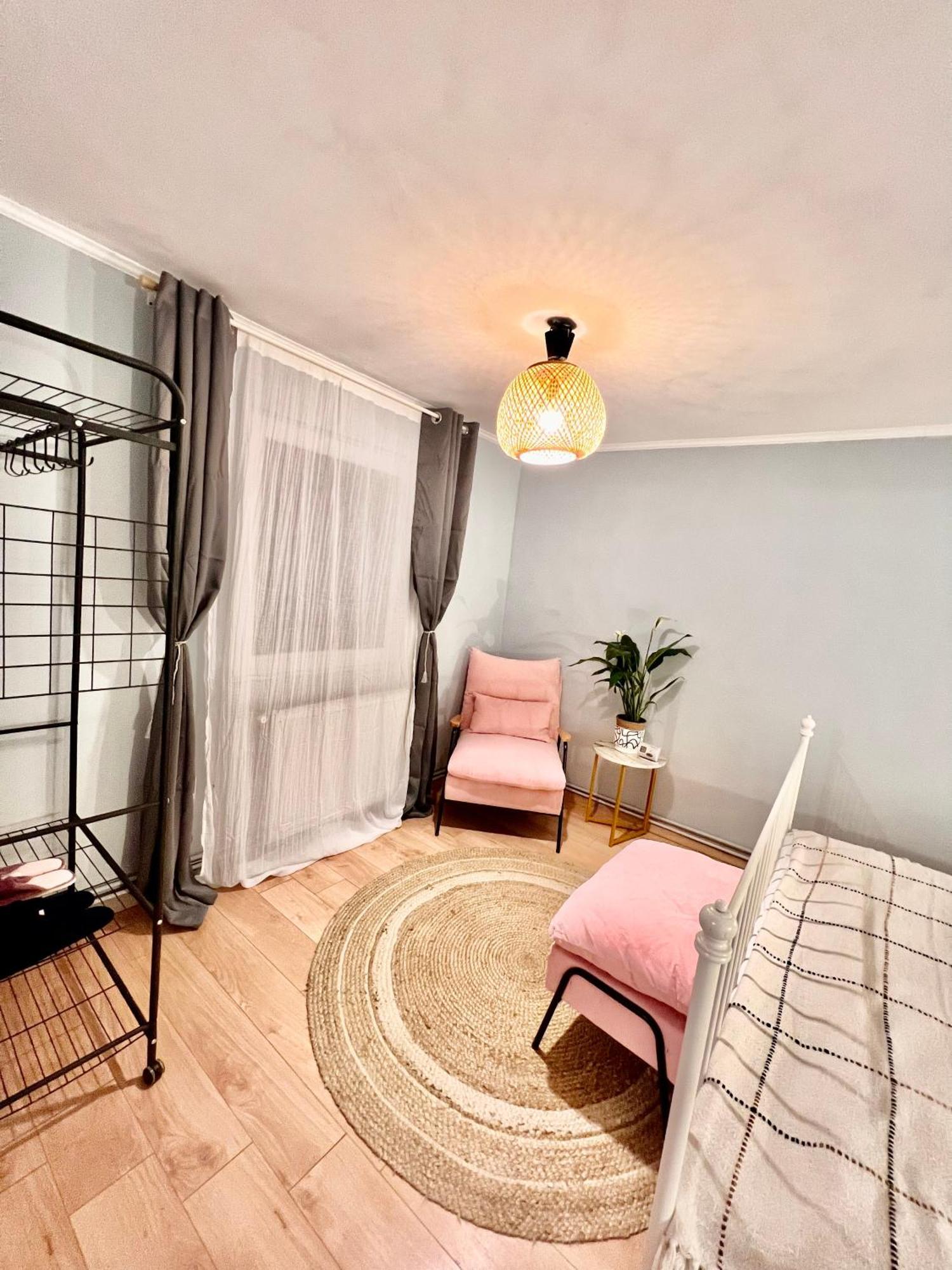 Old Town City Center Apartments Брашов Екстер'єр фото