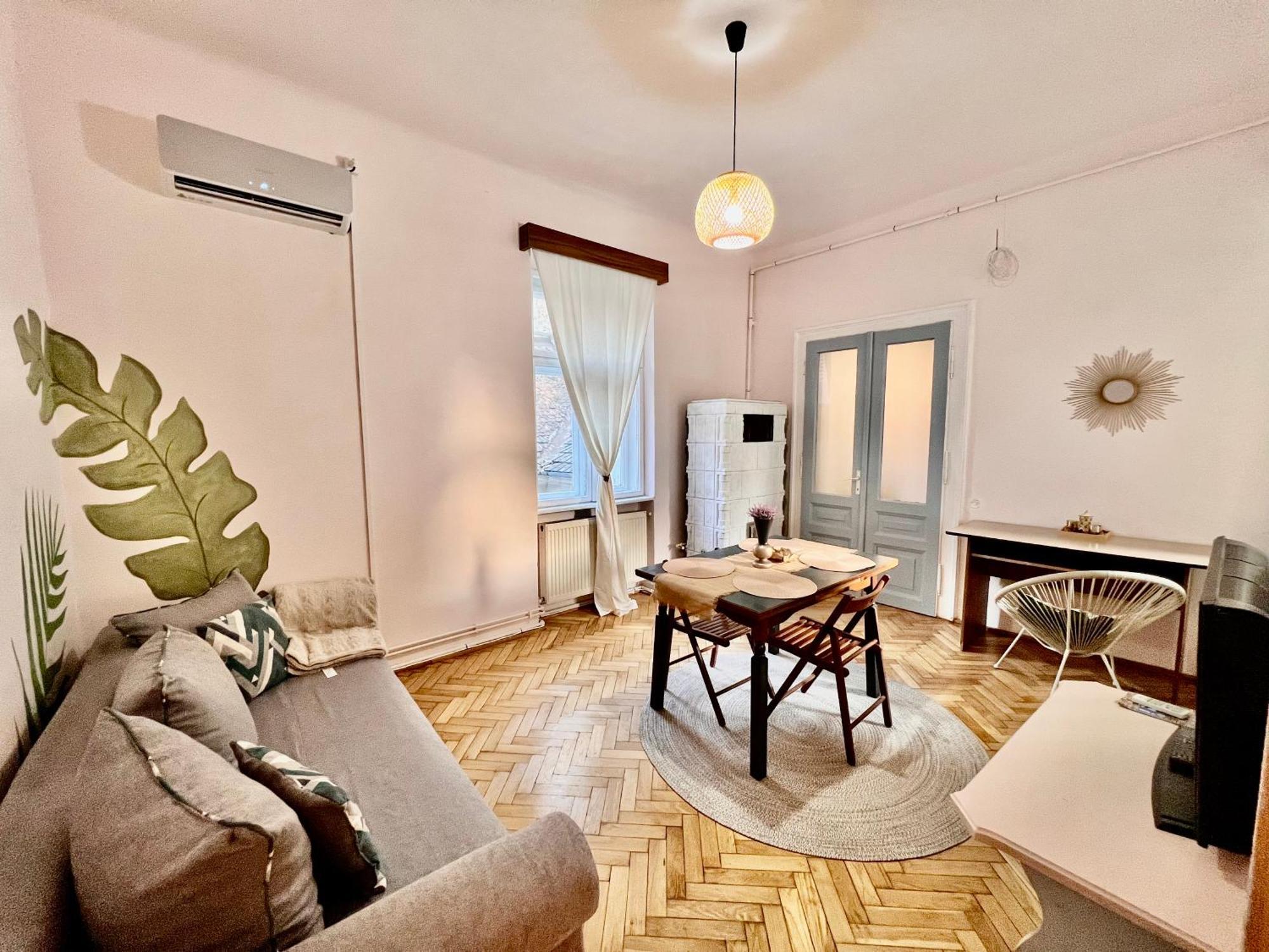 Old Town City Center Apartments Брашов Екстер'єр фото